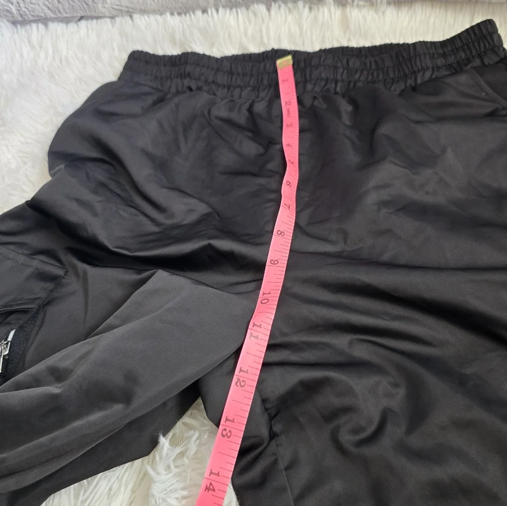 Forever 21 Black High Waisted Cargo Sweatpants Medium